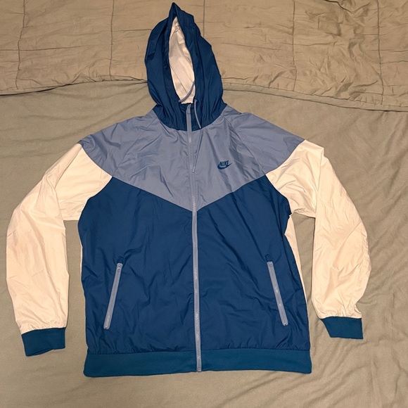 Nike Other - Men Nike Windbreaker